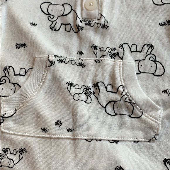 Bundle—NWT Old Navy Elephants & Little Me Giraffes